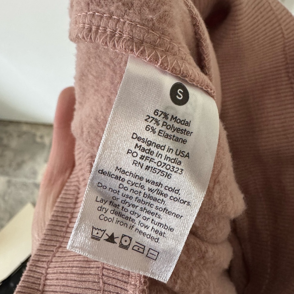 Luxome Essential jogger and tunic set - Picture 14 of 16